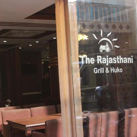 Mahadev Hotel Kathmandu Bagian luar foto
