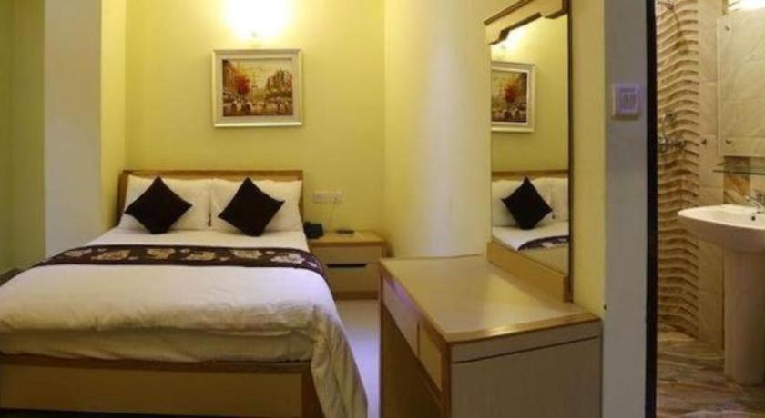 Mahadev Hotel Kathmandu Bagian luar foto