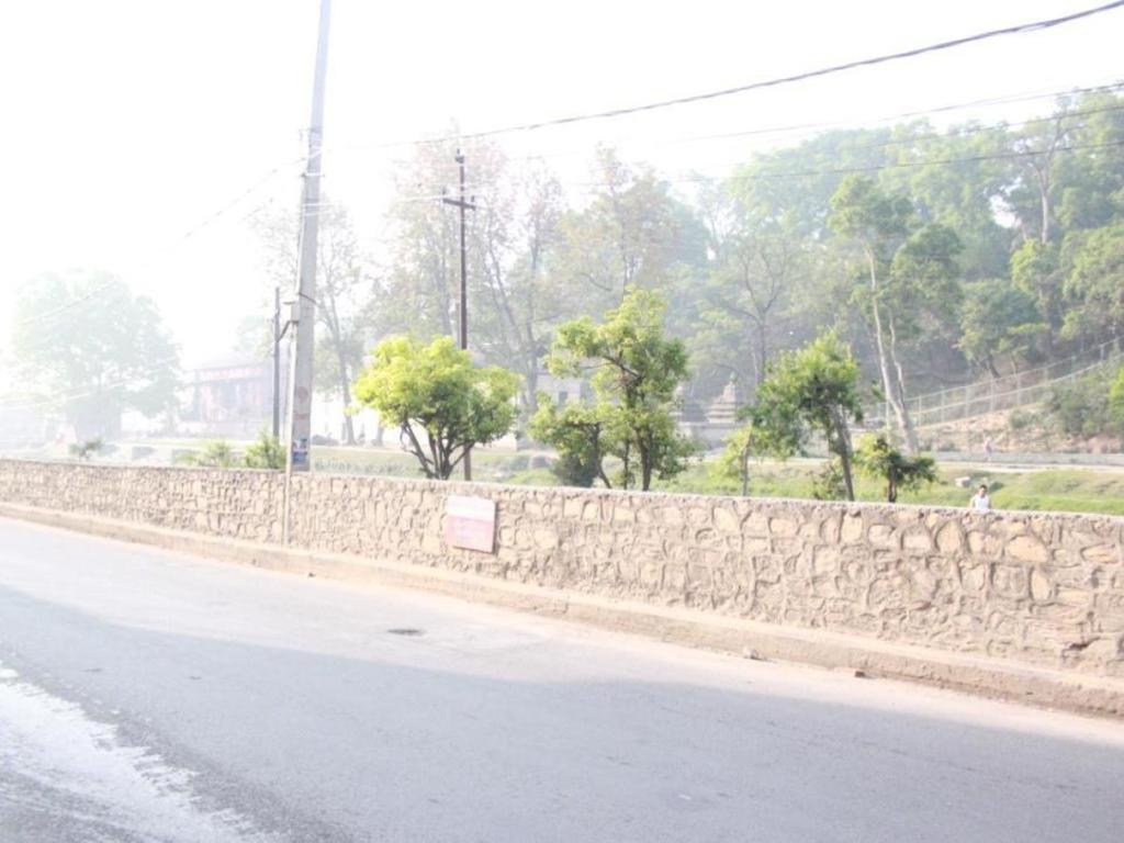 Mahadev Hotel Kathmandu Bagian luar foto