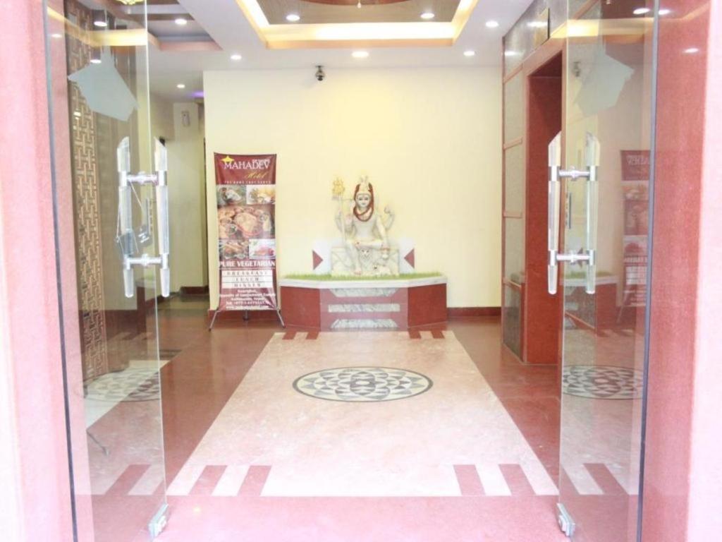 Mahadev Hotel Kathmandu Bagian luar foto