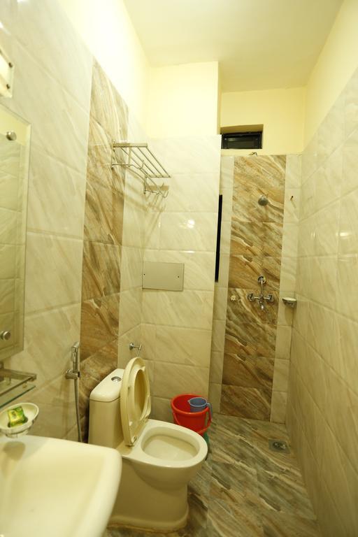 Mahadev Hotel Kathmandu Bagian luar foto